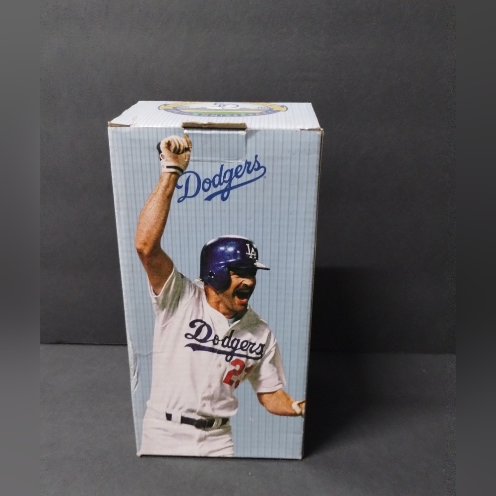 DODGERS KIRK GIBSON BOBBLEHEAD 2012 SGA 1988 MVP WORLD SERIES CHAMPIONS NEW.